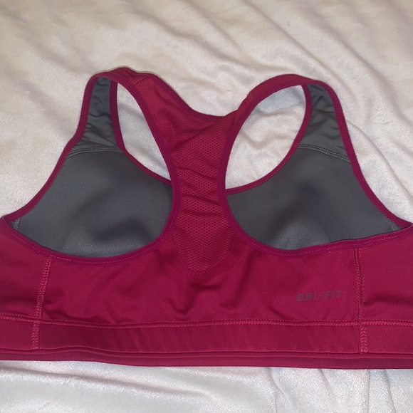 Nike pink athletic sports bra small - Picture 3 of 4